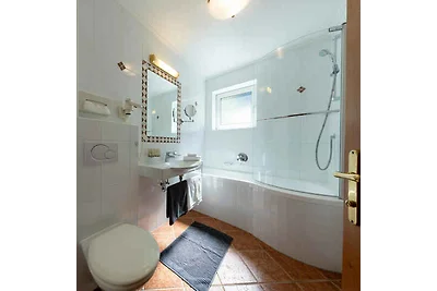 Ferienwohnung mit Sauna und Innenpool