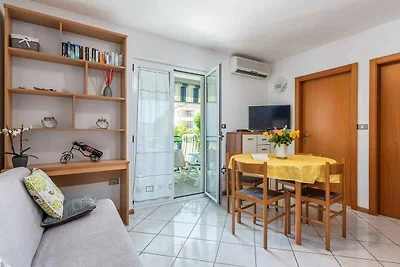 Ferienwohnung mit Balkon und Klimaanlage