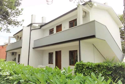 Ferienwohnung mit Klimaanlage und Parkplatz