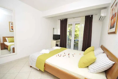 Appartamento Vacanza con famiglia Okrug Gornji