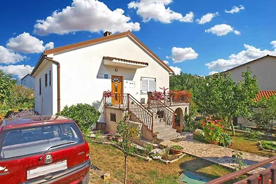 Ferienwohnung mit Garten und Grill
