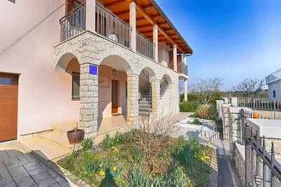 Ferienwohnung mit Terrasse und Klimaanlage