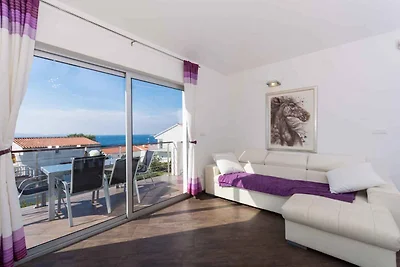 Ferienwohnung mit Terrasse und Klimaanlage