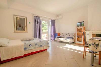 Studio mit Terrasse und Klimaanlage