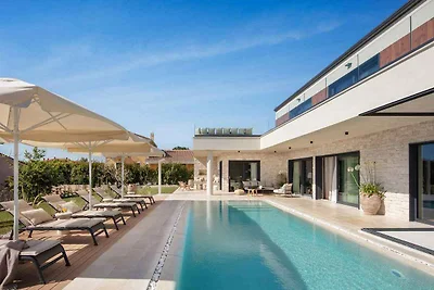 Vakantiehuis Ontspannende vakantie Jakovici