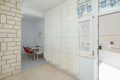 Ferienwohnung mit Balkon und Meerblick