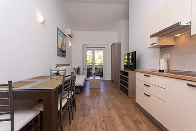 Ferienwohnung mit Balkon und Klimaanlage