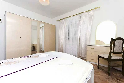 Holiday flat family holiday Tribunj