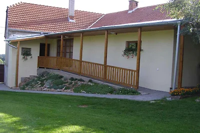 Ferienhaus mit Kinderspielplatz