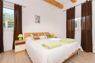 Ferienwohnung mit Balkon und Klimaanlage