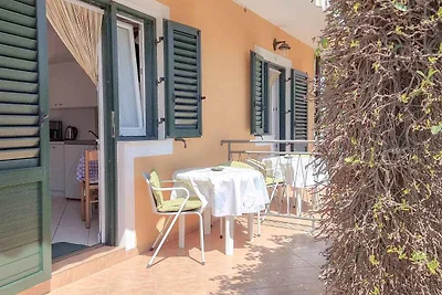 Studio mit Terrasse und Internet