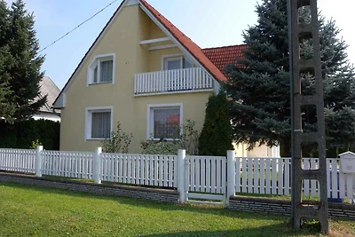 Ferienwohnung mit Pavillon und Pool