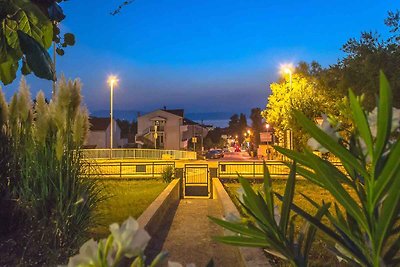 Ferienwohnung mit Terrasse und Grill