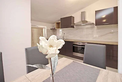 Ferienwohnung mit Grillmöglichkeit und 300 m 