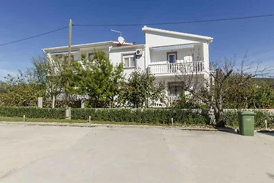 Ferienwohnung mit Terrasse und Klimaanlage