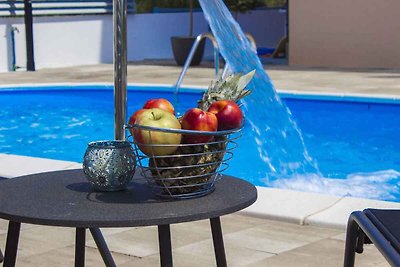 Ferienwohnung mit Pool und WIFI