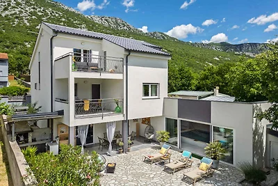 Ferienhaus mit Pool, Sauna und Fitness