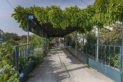 Ferienwohnung mit Balkon und Klimaanlage