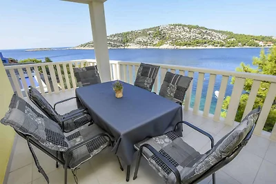 Ferienwohnung mit Klimaanlage und Meerblick