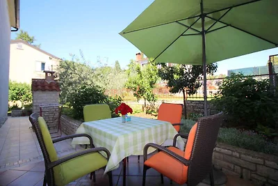 Ferienwohnung mit schöner Terrasse