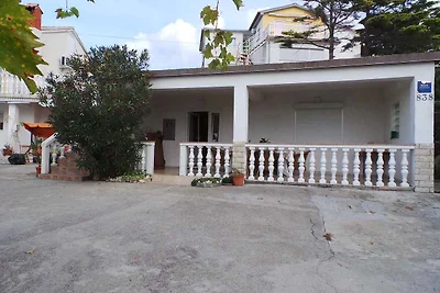 Ferienwohnung mit Terrasse und Klimaanlage