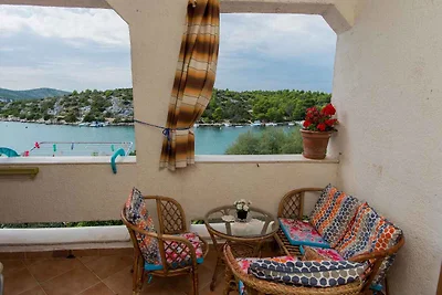 Appartamento Vacanza con famiglia Grebaštica