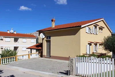 Ferienwohnung mit Balkon und Klimaanlage