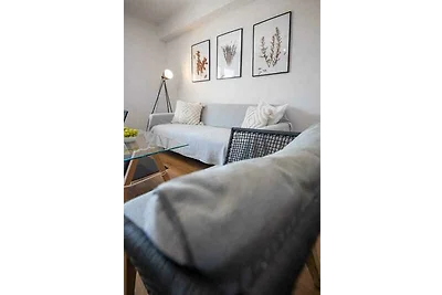 Charmante Ferienunterkunft Srića in Sv.