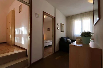 Ferienwohnung mit Klimaanlage und Balkon