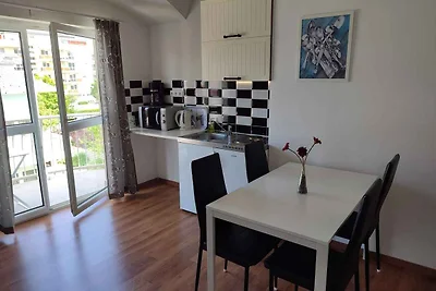 Ferienwohnung mit WLAN, Klimaanlage und Balko