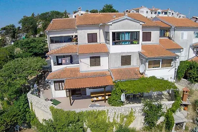 Ferienwohnung mit Terrasse und Grill