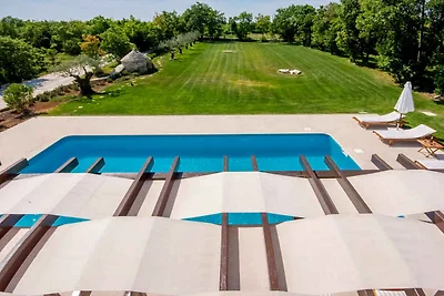 Villa Luxuriöse Villa Marija