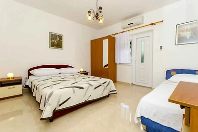 Appartamento Vacanza con famiglia Marina Trogir