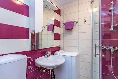 Ferienhaus mit Pool und Klimaanlage