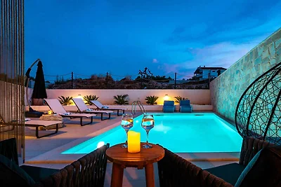 Traumhafte Villa Navy Lemon in Vodice mit pri