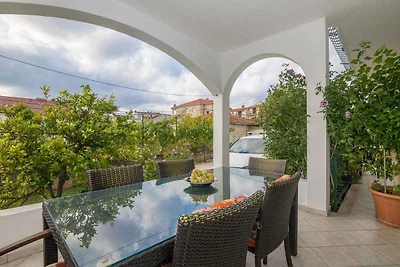 Ferienwohnung mit Terrasse und Klimaanlage