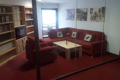 Ferienwohnung mit Balkon und Hallenbad