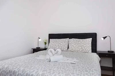 Ferienwohnung mit Terrasse und Klimaanlage