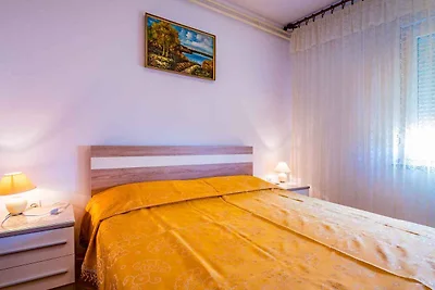 Ferienwohnung mit SAT-TV und grosser Terrasse