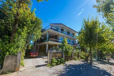 Ferienwohnung mit Terrasse und Tischtennis