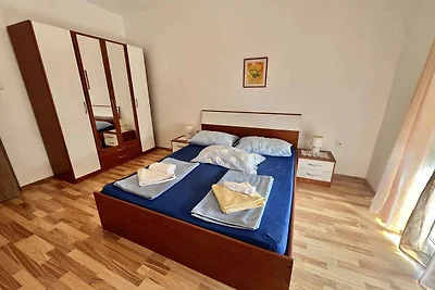 Ferienwohnung mit Terrasse und Klimaanlage