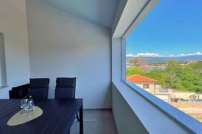 Ferienwohnung mit Klimaanlage und Meerblick
