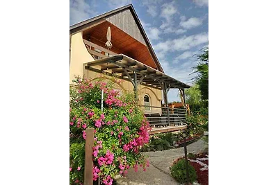 Ferienhaus mit Pool und Klimaanlage