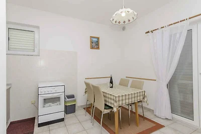 Gemütliche Unterkunft Nada auf Murter