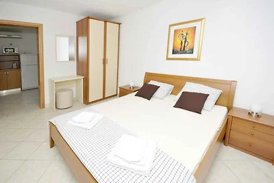 Appartamento Vacanza con famiglia Okrug Gornji