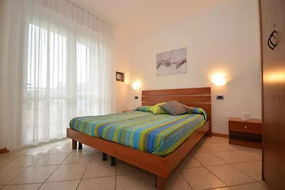 Ferienwohnung mit Klimaanlage und Balkon