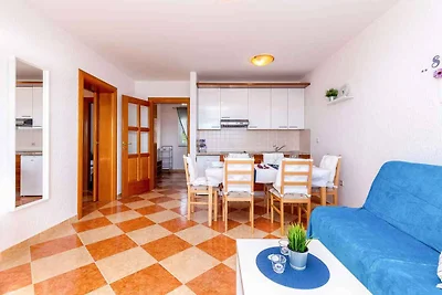 Ferienwohnung mit Balkon und Klimaanlage