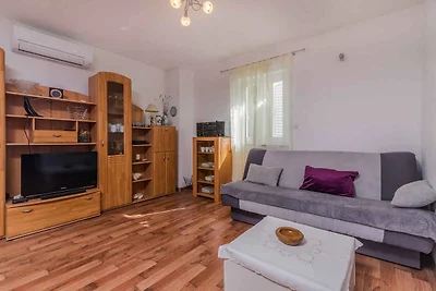 Ferienwohnung mit Klimaanlage und Grill, umge
