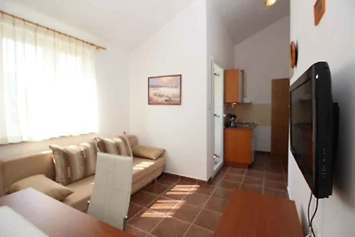 Ferienwohnung mit Klimaanlage und Balkon