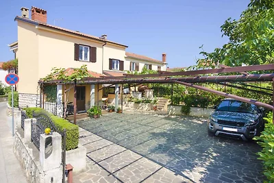 Ferienwohnung mit Balkon und Klimaanlage